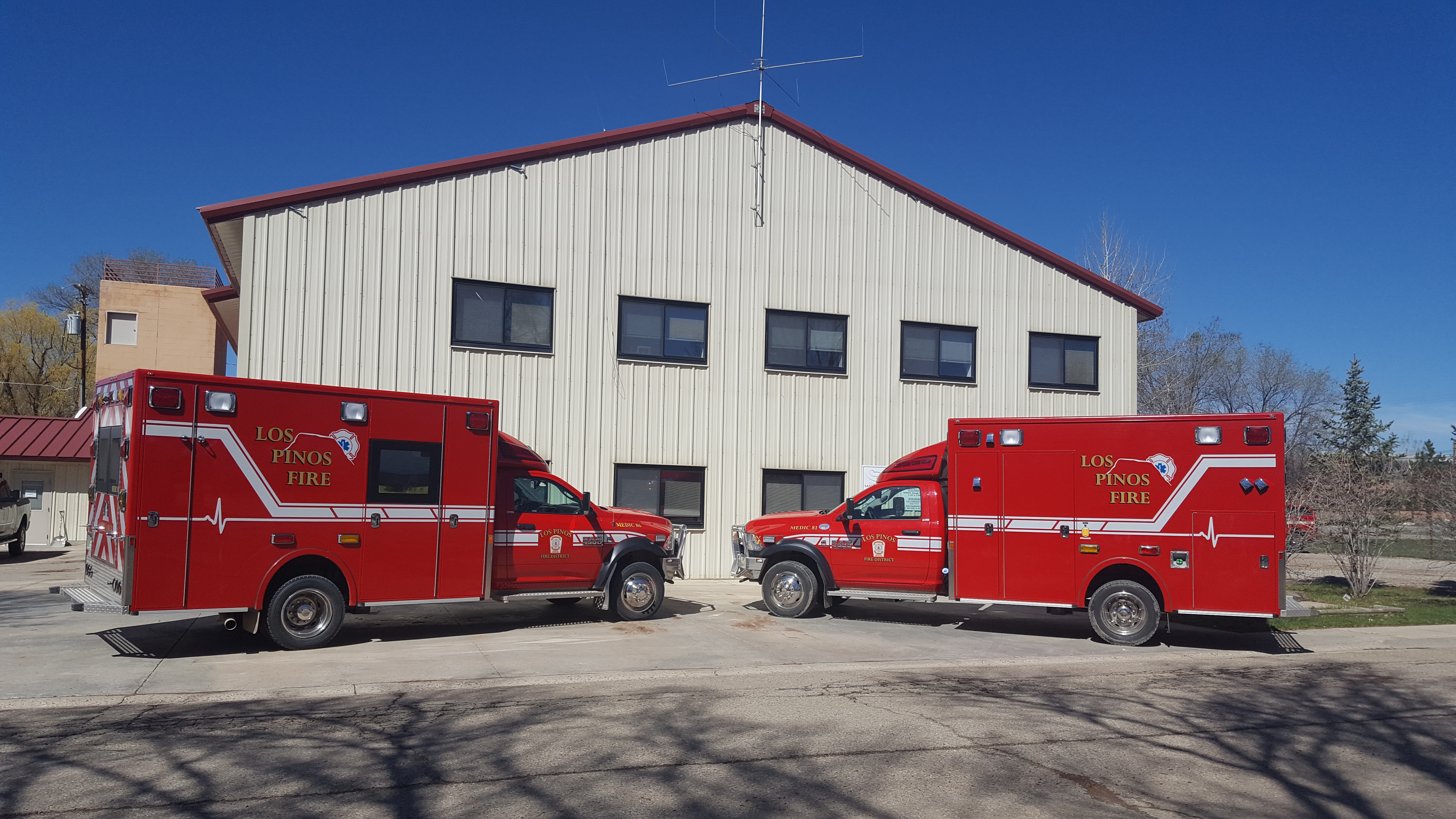 <i>Los Pinos</I><I> Fire District</i><br><i>Auction Items</i>